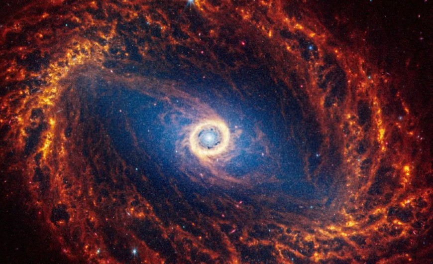 Telescópio James Webb registra 19 galáxias espirais