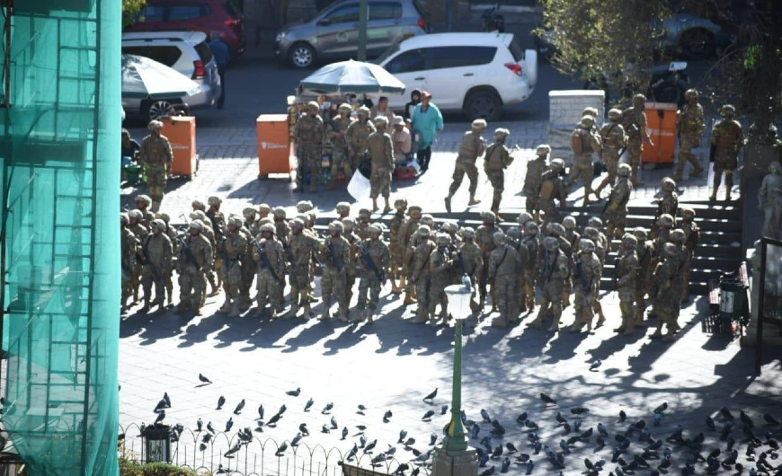 Imagem General que tentou dar golpe é preso na Bolívia