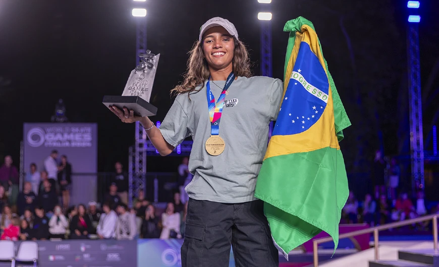 Imagem Rayssa Leal é bicampeã mundial no street