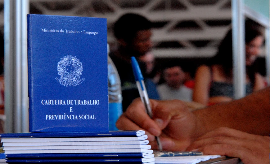 Imagem Senado aprova fim da escala de trabalho 6X1